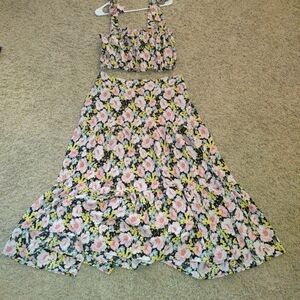 Forever 21 Floral Two-Piece Set, Size OX Would Fit Xs, Small And Med